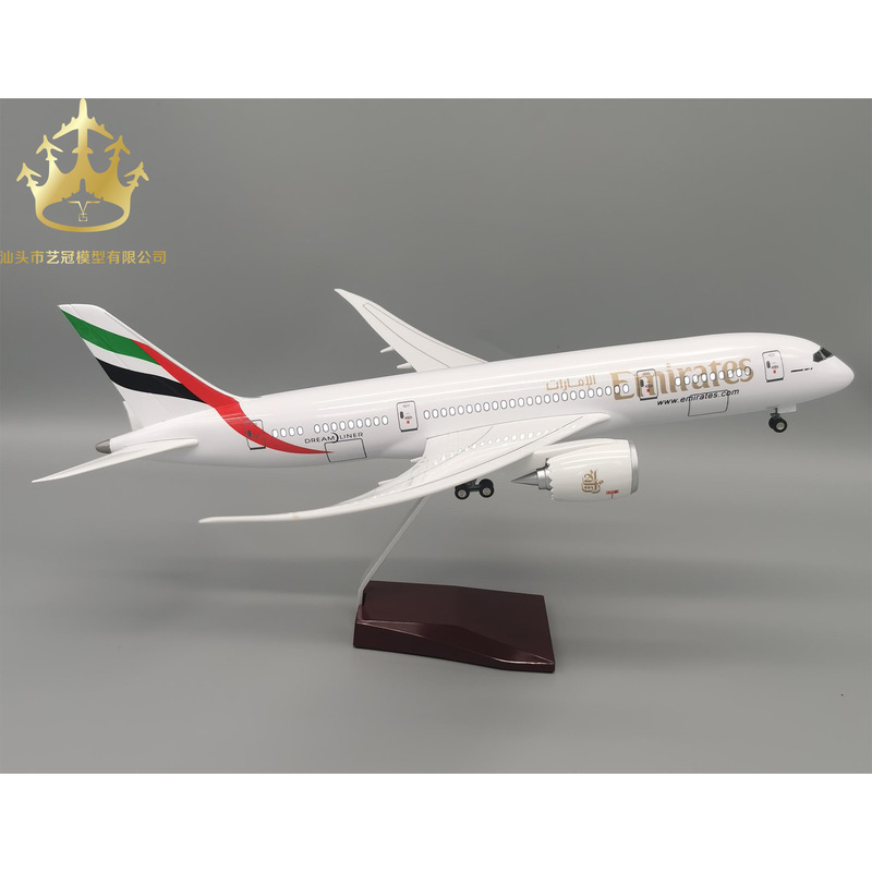 787 Emirates Aircraft Model Re - Model Airplane Plastic recensie en prijs